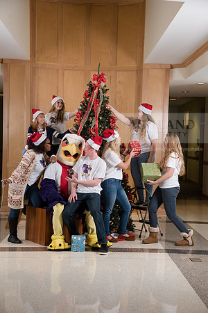 135TuffyChristmas1216ALW_9582