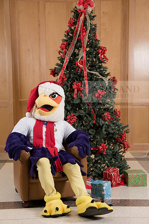 170TuffyChristmas1216ALW_9636