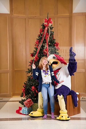 065TuffyChristmas1216ALW_9477
