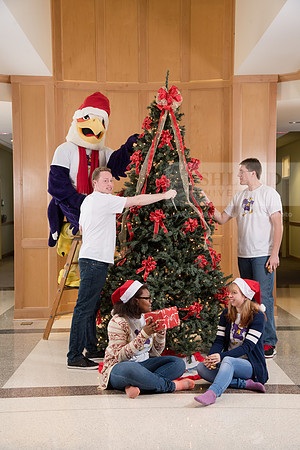 019TuffyChristmas1216ALW_9407