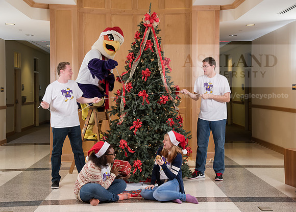 032TuffyChristmas1216ALW_9438