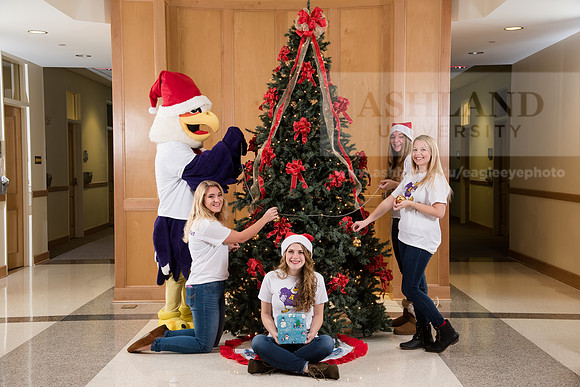 015TuffyChristmas1216ALW_9401