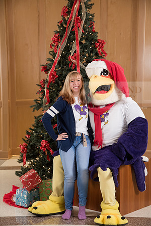 061TuffyChristmas1216ALW_9472