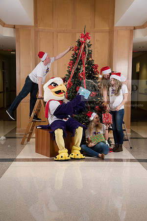 122TuffyChristmas1216ALW_9562