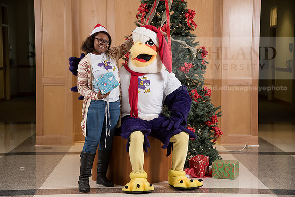 151TuffyChristmas1216ALW_9609