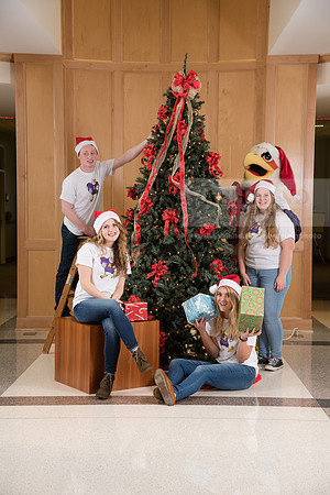 100TuffyChristmas1216ALW_9529