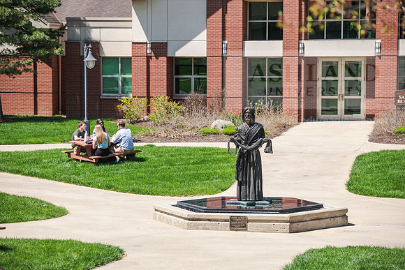 TheologicalSeminaryMasterDivinity0425AWB_8541