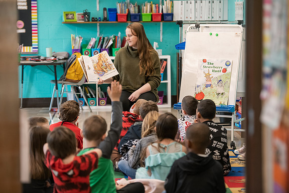 Boyer_Smith_Gwen_StudentTeacher0323ALW_4992