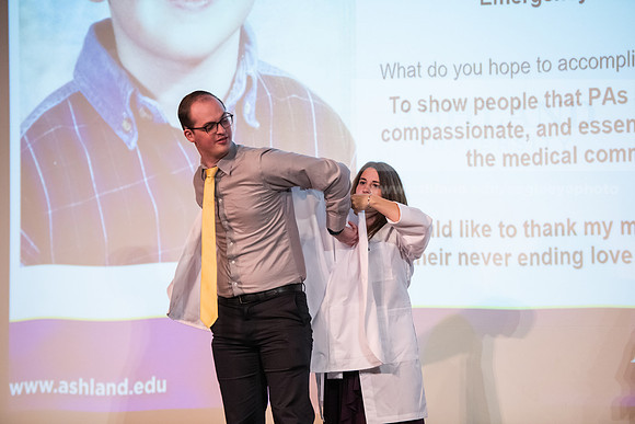 ScharCON_PAWhiteCoat0822ALW_7725
