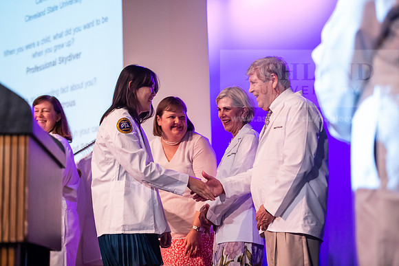 ScharCON_PAWhiteCoat0822ALW_7667