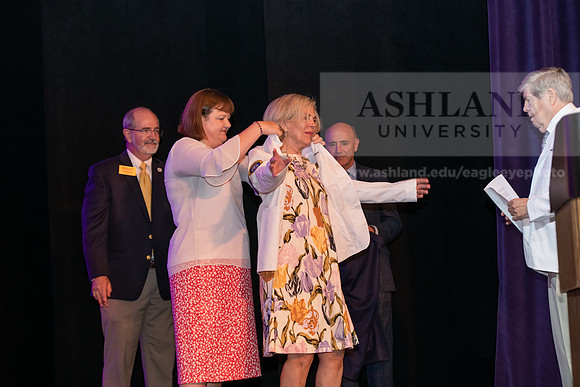 ScharCON_PAWhiteCoat0822ALW_7548