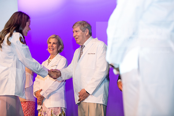 ScharCON_PAWhiteCoat0822ALW_7621