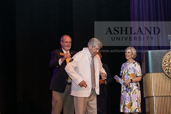 ScharCON_PAWhiteCoat0822ALW_7545