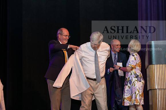 ScharCON_PAWhiteCoat0822ALW_7544