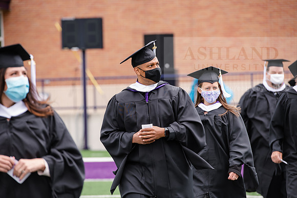 115SPGradProcessional0521ALW_3348
