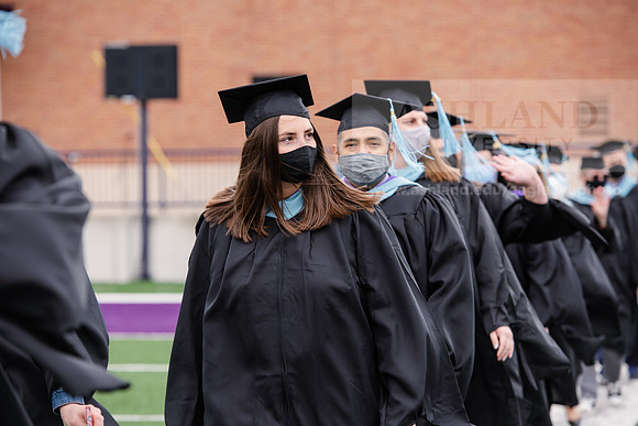032SPGradProcessional0521ALW_3226