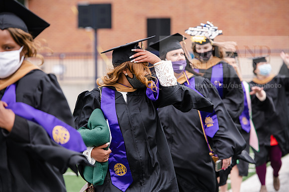 075SPGradProcessional0521ALW_3291