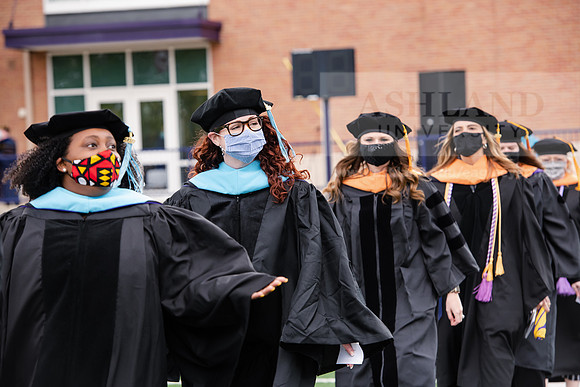 023SPGradProcessional0521ALW_3213