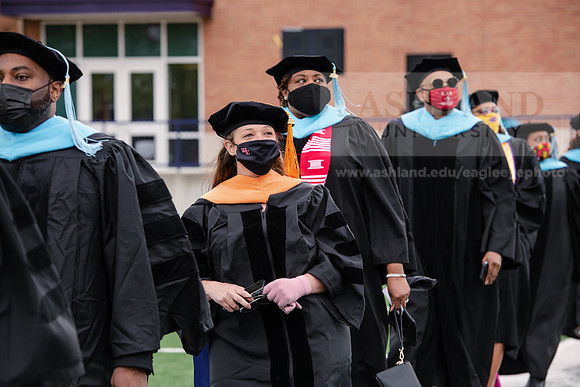 018SPGradProcessional0521ALW_3206
