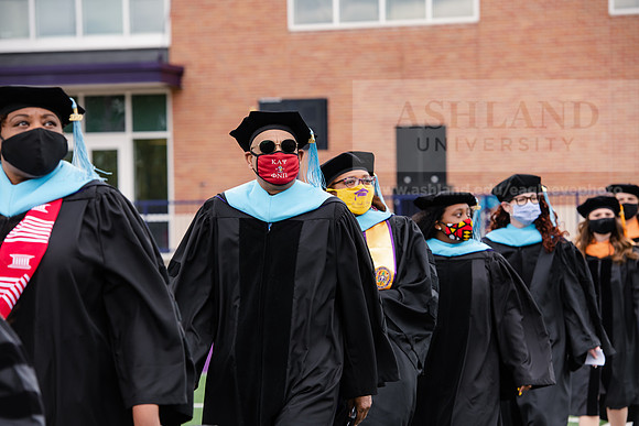 020SPGradProcessional0521ALW_3208