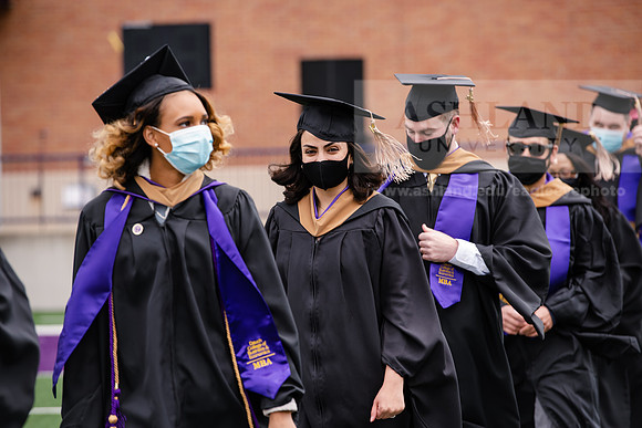 104SPGradProcessional0521ALW_3332