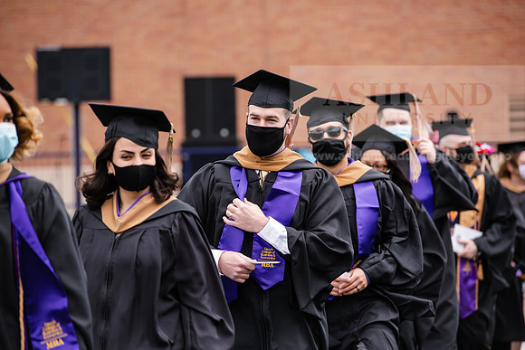 105SPGradProcessional0521ALW_3333
