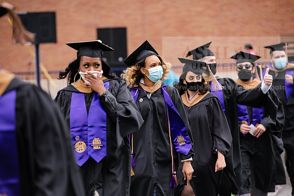 100SPGradProcessional0521ALW_3329
