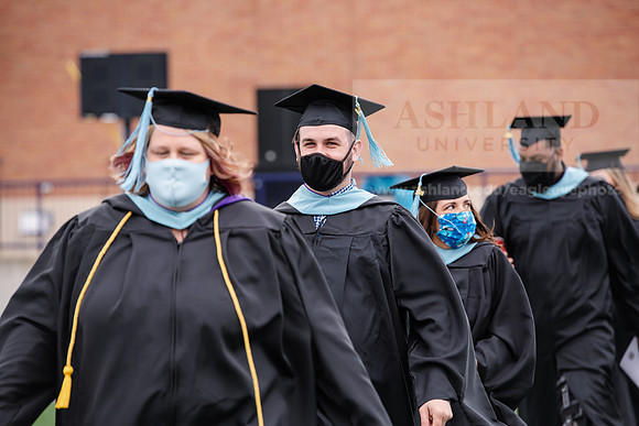 042SPGradProcessional0521ALW_3247