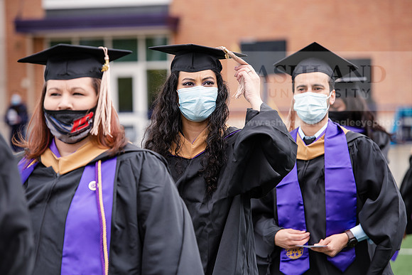 091SPGradProcessional0521ALW_3316