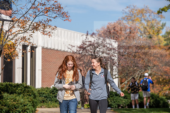 FallCampusLife1024AWB_5741
