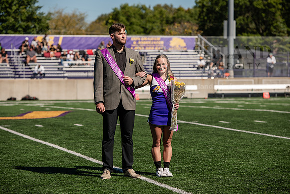 HOCOAUvOHDomFootballGame1024AWB_0792