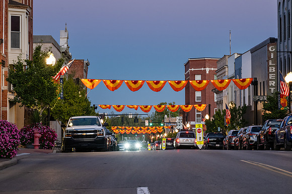 DowntownAshlandFall1025AWB_3432