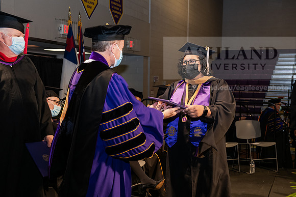 038MasterBusinessWiGrad1221ALW_6707