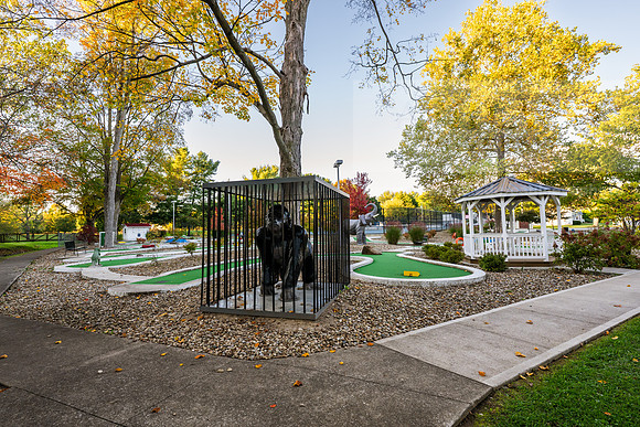 BrooksideParkMiniGolf1025AWB_1998
