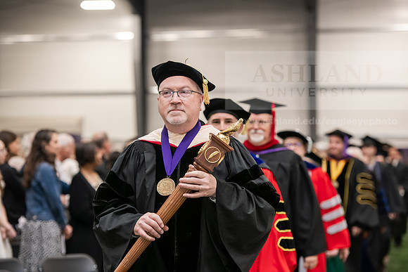 033SpGradProcessional0525AWB_2338