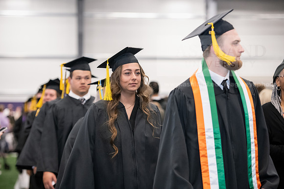 081SPGradProcessional0523ALW_1903