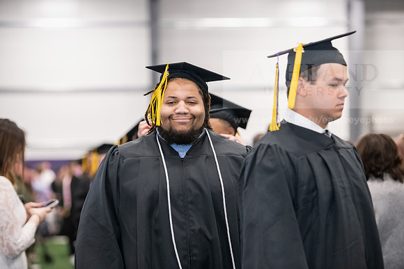 084SPGradProcessional0523ALW_1906