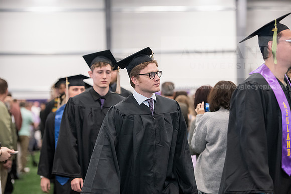 105SPGradProcessional0523ALW_1928