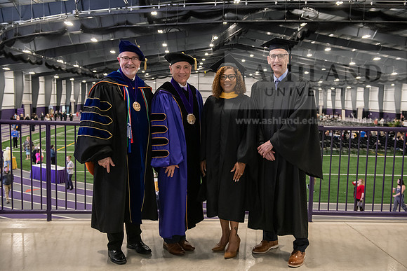 008SPGradPlatform0523ALW_1731