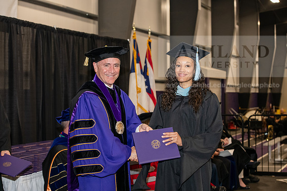 064SPGraduate0523ALW_2248
