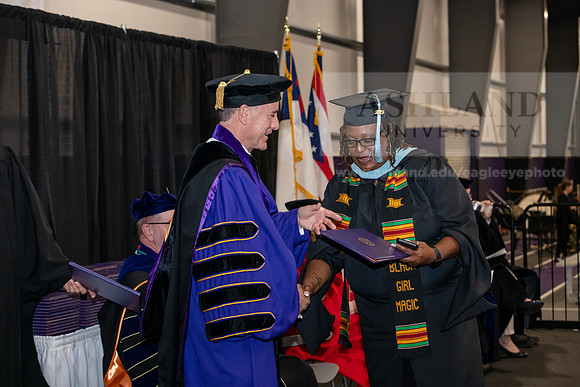 002SPGraduate0523ALW_2201