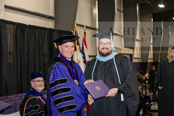 086SPGraduate0523ALW_2266