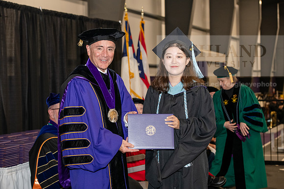 102SPGraduate0523ALW_2278