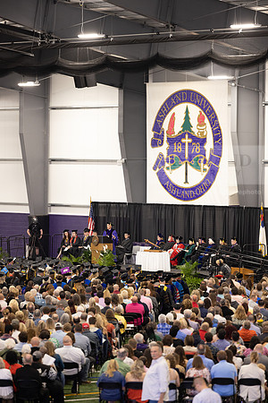 116SPGradCeremony0523CCP19590