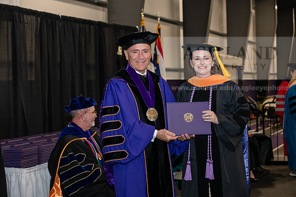 002SPGraduate0523ALW_2195