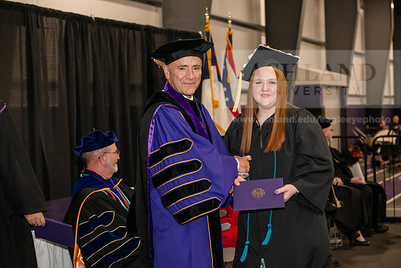 026SPGraduate0523ALW_3280
