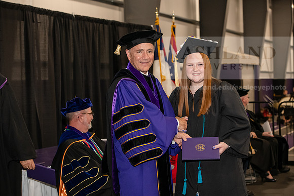 027SPGraduate0523ALW_3281