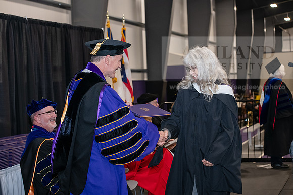044SPGraduate0523ALW_2398