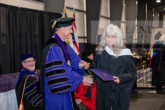 046SPGraduate0523ALW_2400