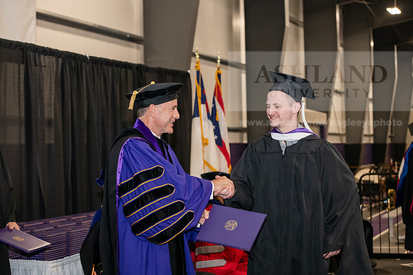 002SPGraduate0523ALW_2372
